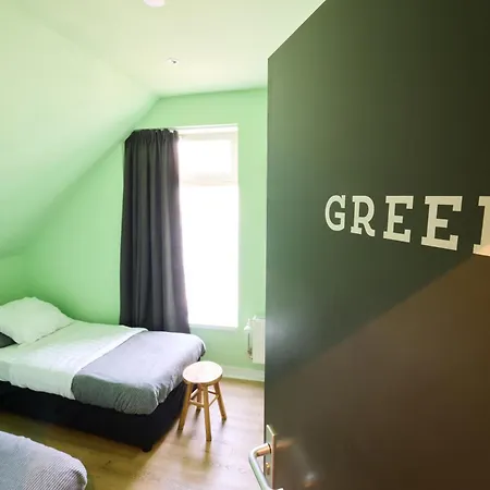 Hostel Herberg, Het Wapen Van *