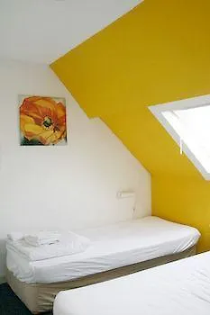 Hostal Herberg, Het Wapen Tilburgo