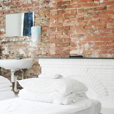 Ostello Herberg, Het Wapen *