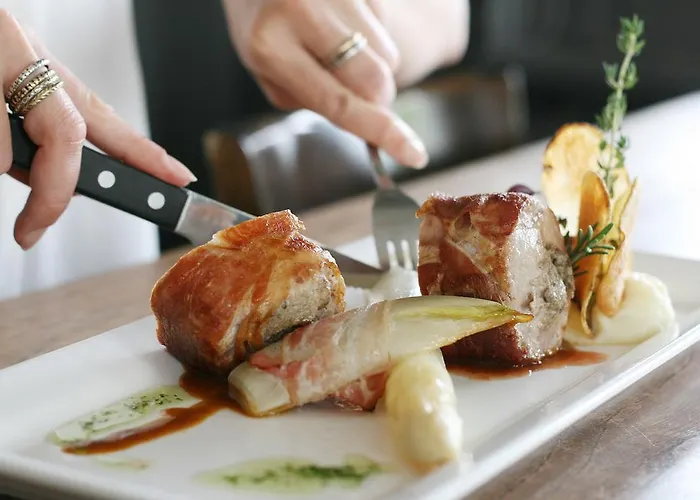 Hostel Herberg, Het Wapen Van *