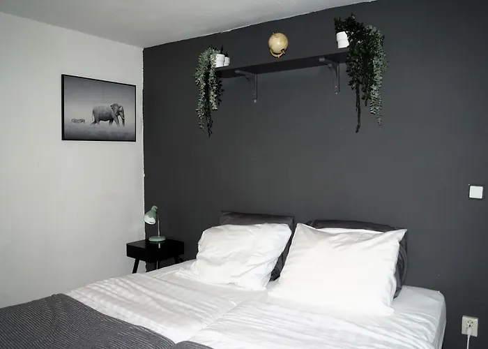 Herberg, Het Wapen Van Hostel Tilburg