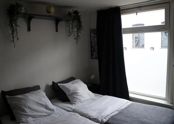 Herberg, Het Wapen Hostel *