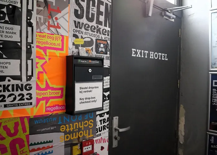 Hostel Herberg, Het Wapen Van