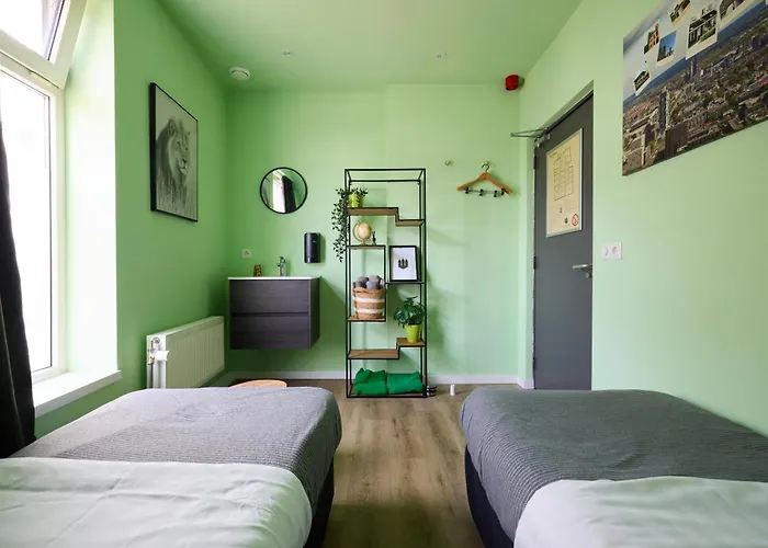 Hostel Herberg, Het Wapen Van Tilburg