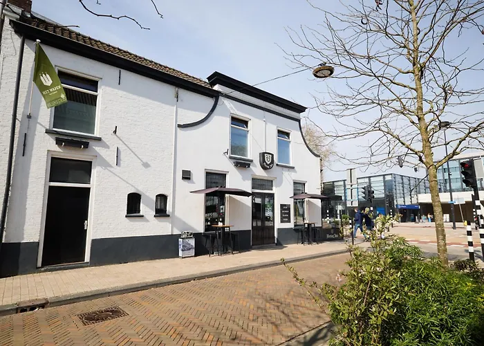 Hostel Herberg, Het Wapen Van *