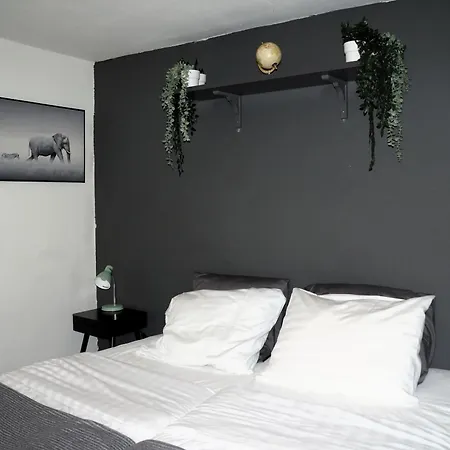 Herberg, Het Wapen Van Hostel Tilburg