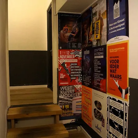 Hostel Herberg, Het Wapen *