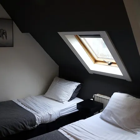 Hostel Herberg, Het Wapen Van