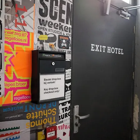 Hostel Herberg, Het Wapen Van