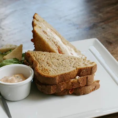 Hostel Herberg, Het Wapen *