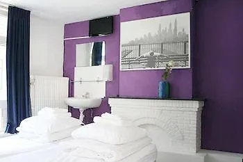 Hostel Herberg, Het Wapen Van