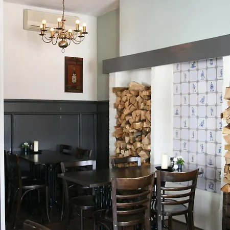 Herberg, Het Wapen Hostel Τίλμπουργκ